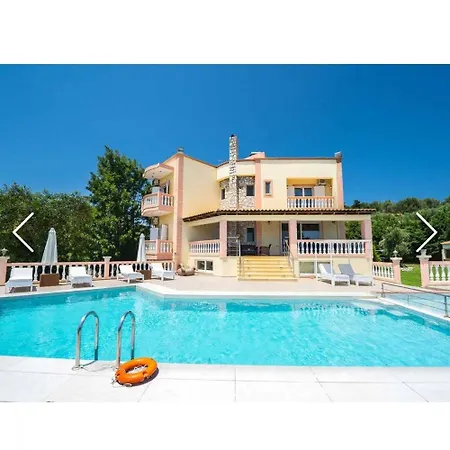 Roula With Private Pool Villa Marathos